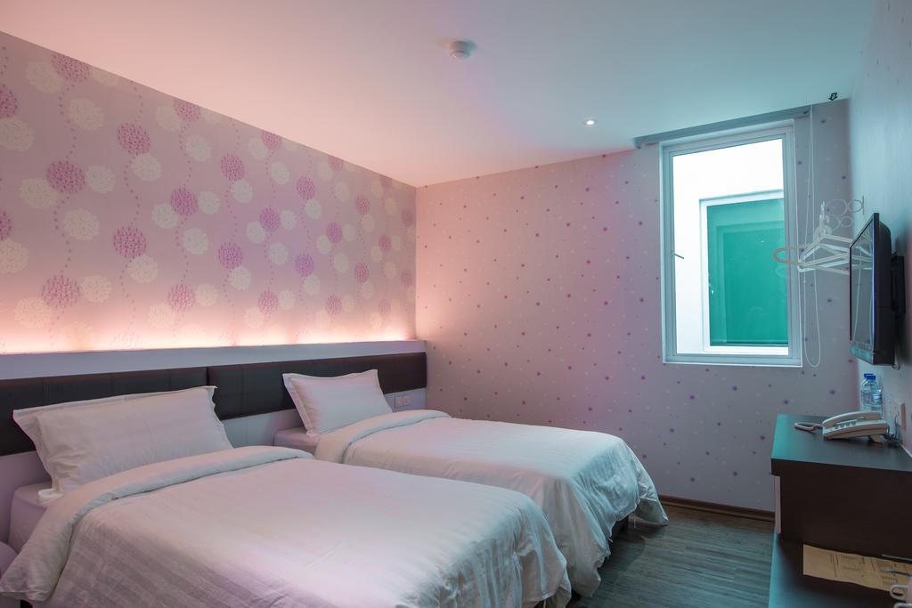 Riverfront Sentral Hotel Melaka Zewnętrze zdjęcie
