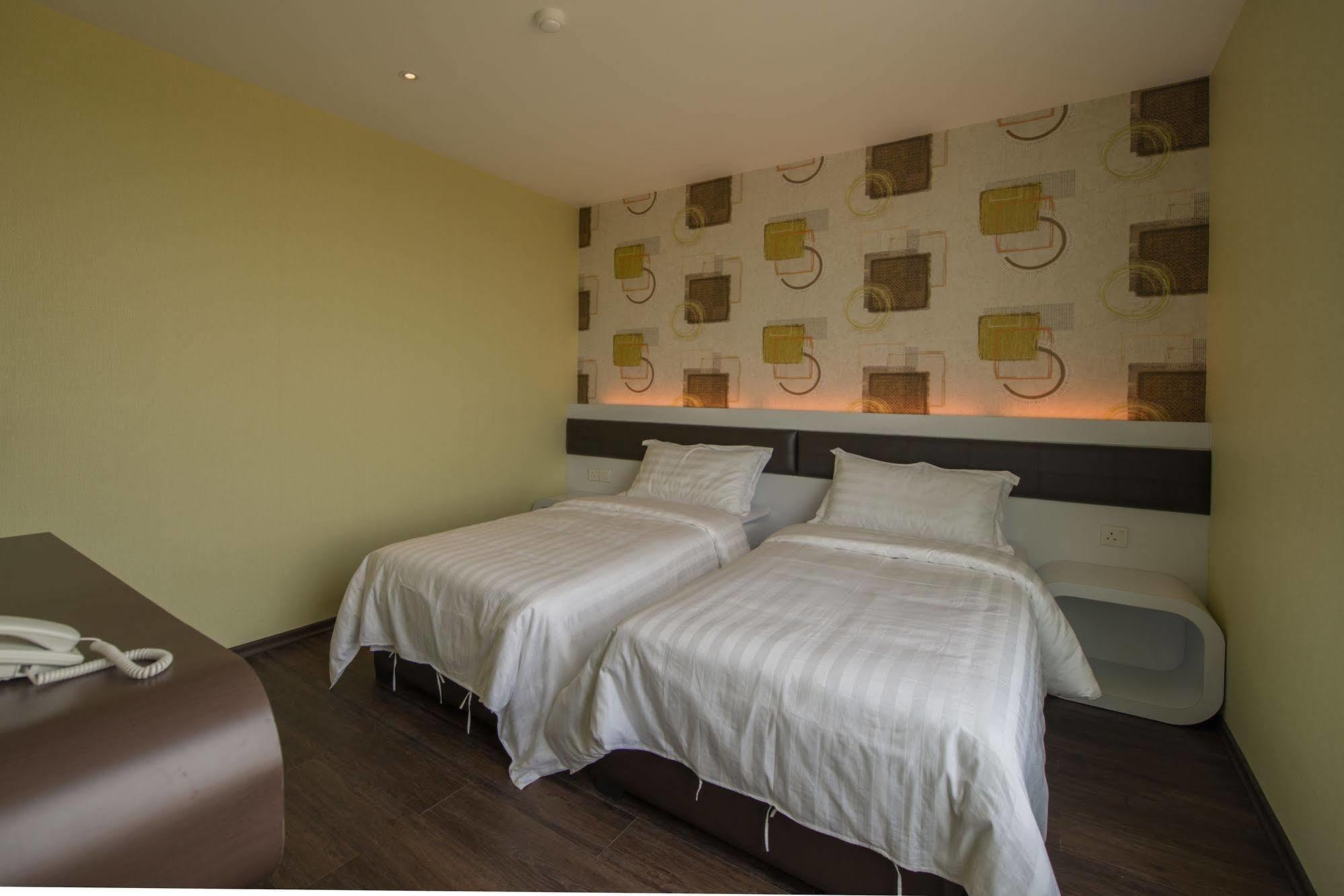 Riverfront Sentral Hotel Melaka Zewnętrze zdjęcie